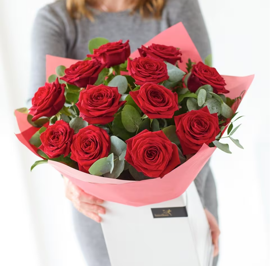 Dozen Luxury Red Roses
